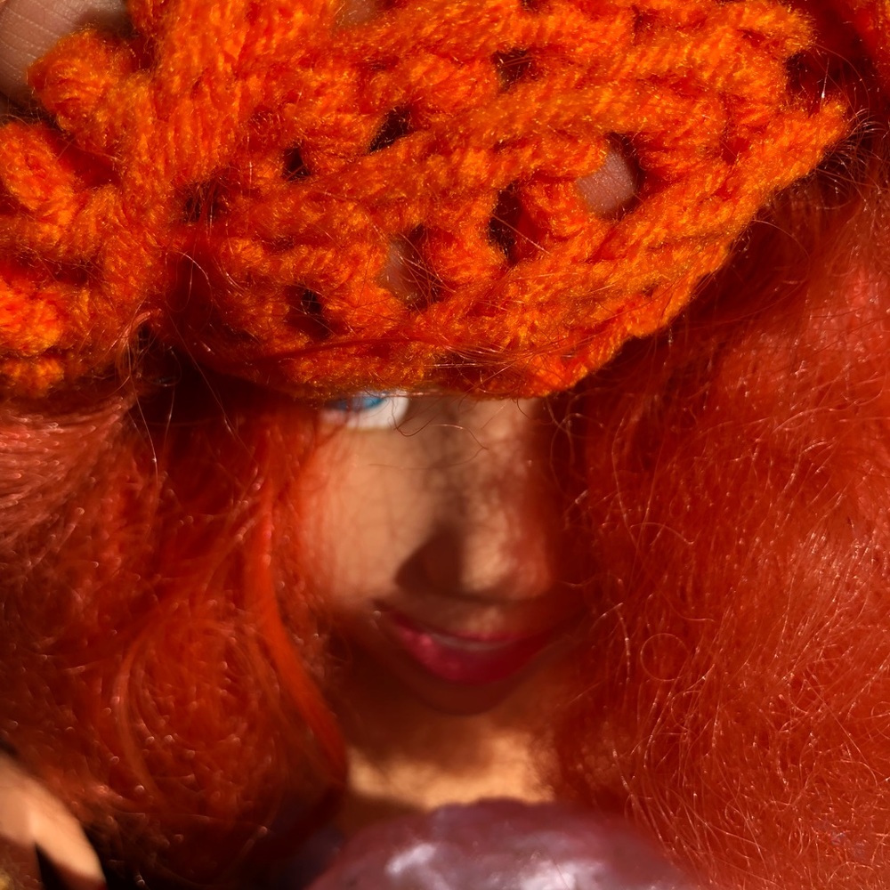 Knitted hat - Picture 2 of 2